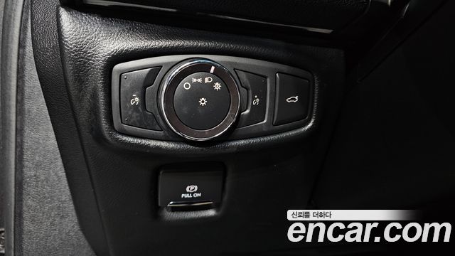 Lincoln MKZ 2019 — photo 15