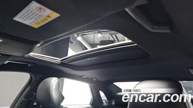 Lincoln MKZ 2019 — photo 19