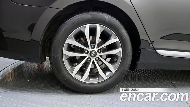 Hyundai Grandeur 2011 — photo 5