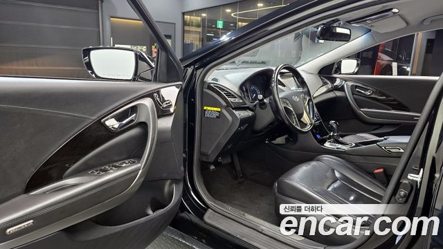 Hyundai Grandeur 2011 — photo 11