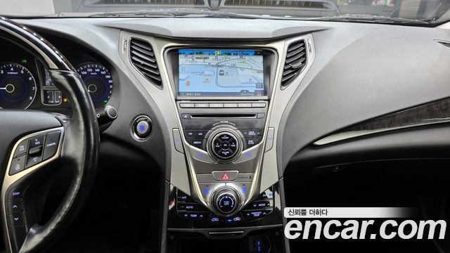 Hyundai Grandeur 2011 — photo 18