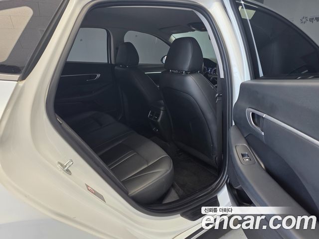 Hyundai Sonata 2020 — photo 17