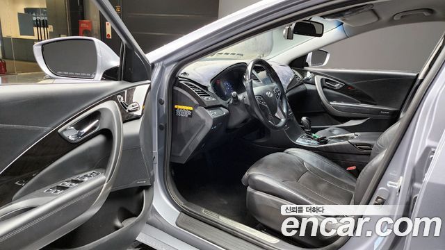 Hyundai Grandeur 2016 — photo 11
