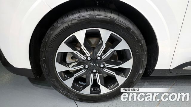 Kia Canival 2022 — photo 5