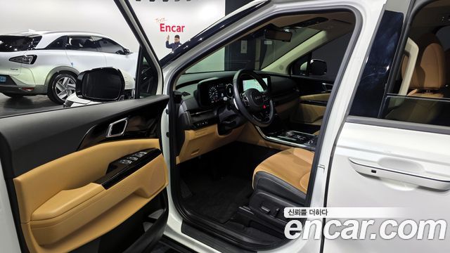 Kia Canival 2022 — photo 10