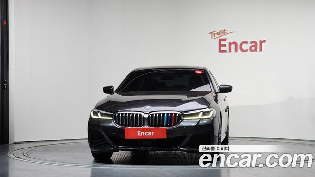BMW 5-Series 2021 — photo 3