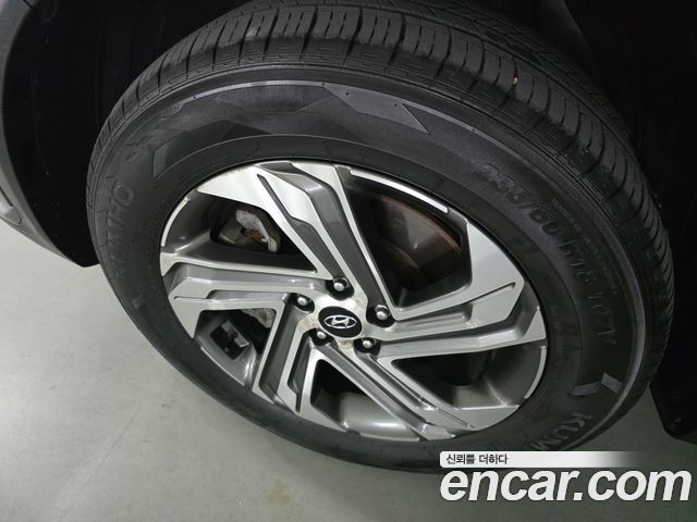 Hyundai Santafe 2021 — photo 11