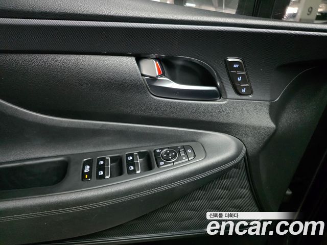 Hyundai Santafe 2021 — photo 12