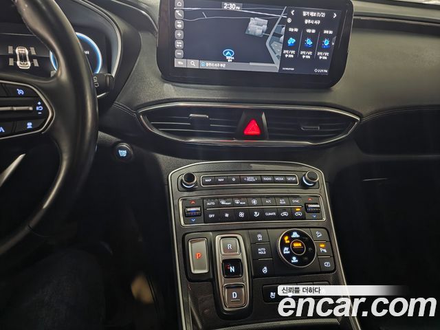 Hyundai Santafe 2021 — photo 18
