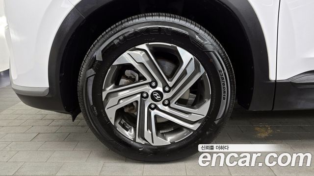 Hyundai Santafe 2022 — photo 5