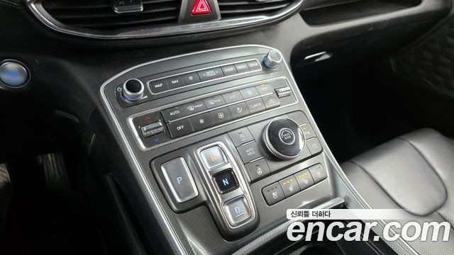 Hyundai Santafe 2022 — photo 9