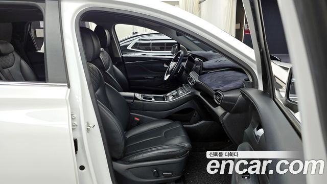 Hyundai Santafe 2022 — photo 11