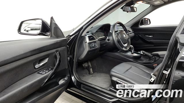 BMW Gran Turismo 2020 — photo 10