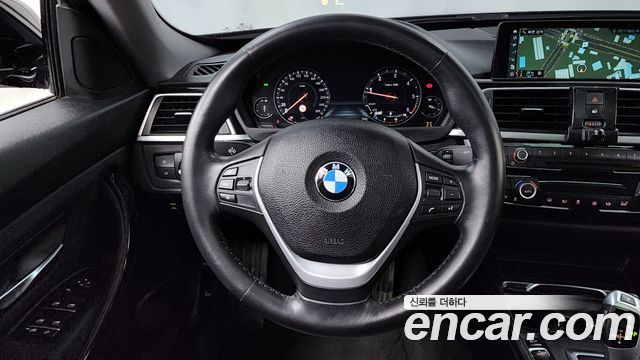 BMW Gran Turismo 2020 — photo 13