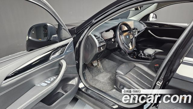 BMW X4 2022 — photo 10