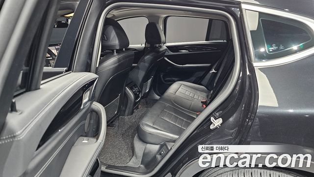 BMW X4 2022 — photo 11