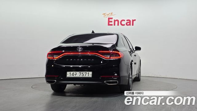 Hyundai Grandeur 2019 — photo 4