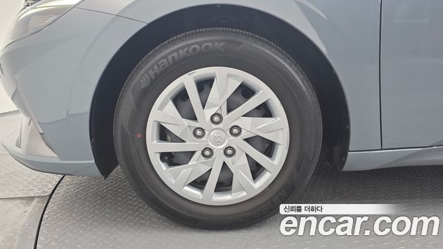 Hyundai AVANTE 2022 — photo 5