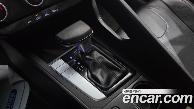 Hyundai AVANTE 2022 — photo 9
