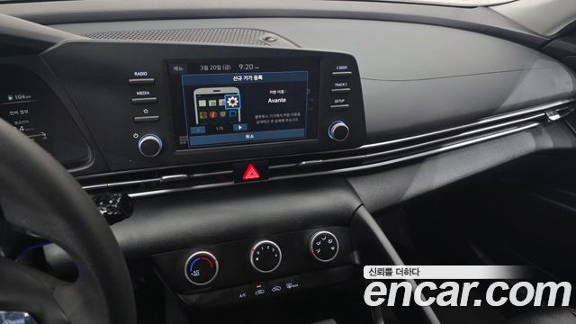 Hyundai AVANTE 2022 — photo 14