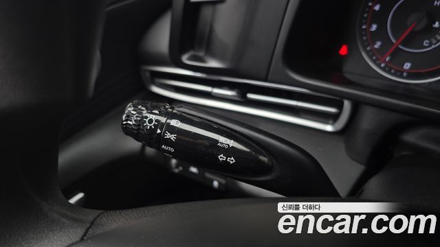 Hyundai AVANTE 2022 — photo 17