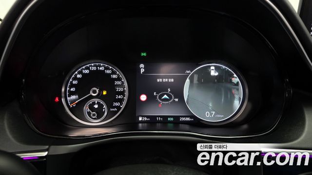 Genesis GV70 2022 — photo 8