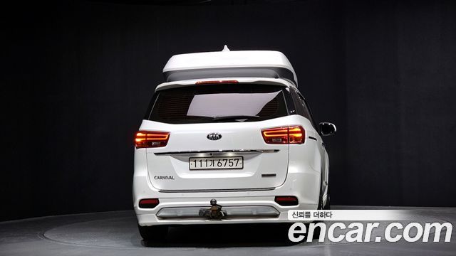 Kia Canival 2019 — photo 4