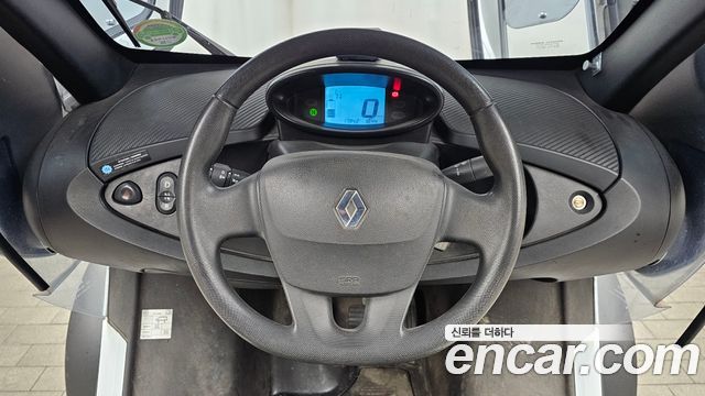 Renault Korea Twizy 2020 — photo 15