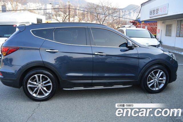 Hyundai Santafe 2016 — photo 3