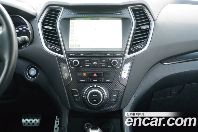 Hyundai Santafe 2016 — photo 7