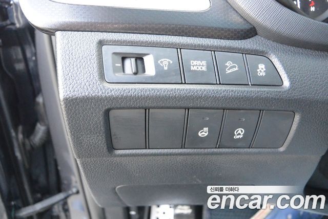 Hyundai Santafe 2016 — photo 16