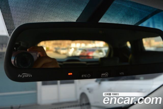 Hyundai Santafe 2016 — photo 18
