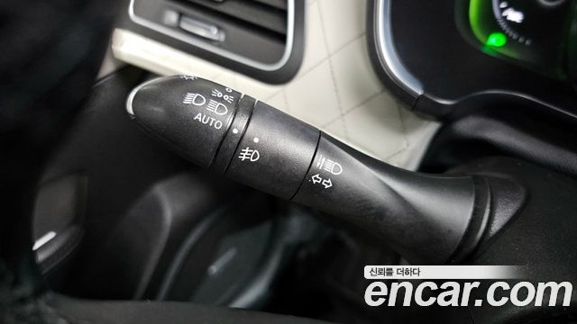 Renault Korea SM6 2016 — photo 17