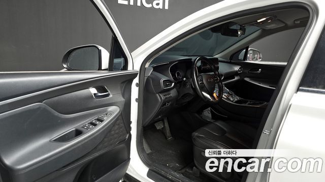 Hyundai Santafe 2022 — photo 11