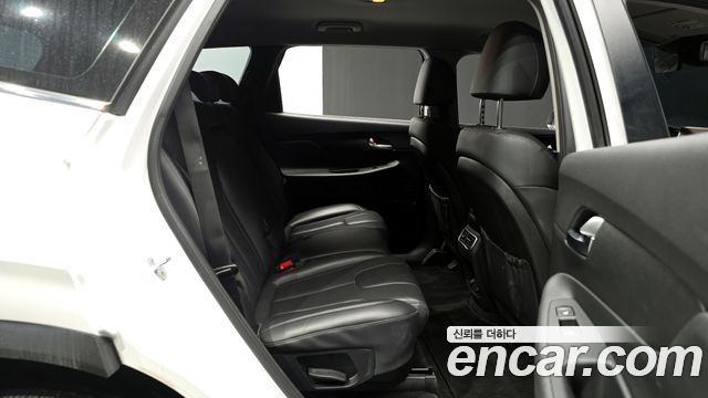 Hyundai Santafe 2022 — photo 12