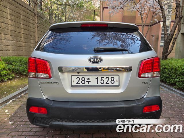 Kia Sorento 2011 — photo 6