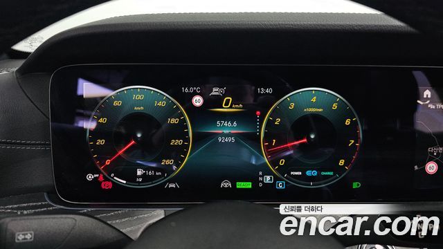 Mercedes-Benz E-Class 2021 — photo 8
