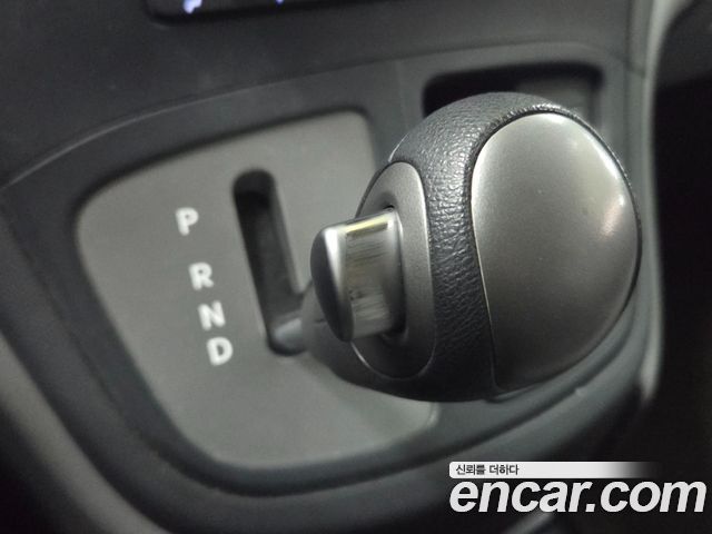 Hyundai Starex 2018 — photo 15
