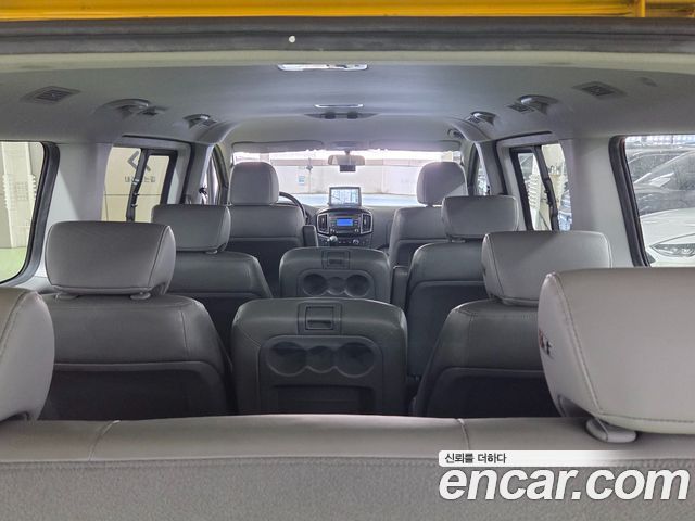Hyundai Starex 2018 — photo 18