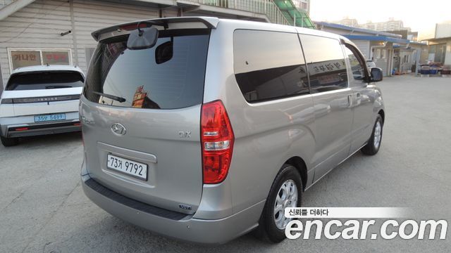 Hyundai Starex 2014 — photo 4