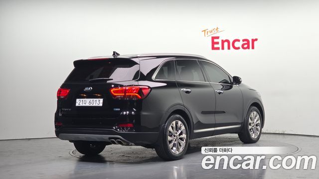 Kia Sorento 2018 — photo 2