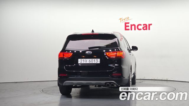 Kia Sorento 2018 — photo 4