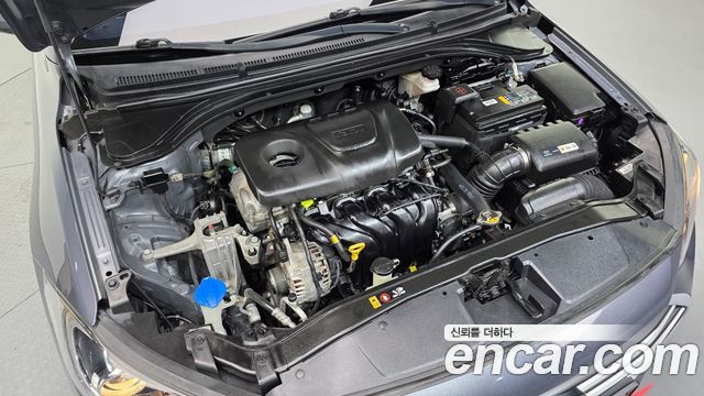 Hyundai AVANTE 2018 — photo 6