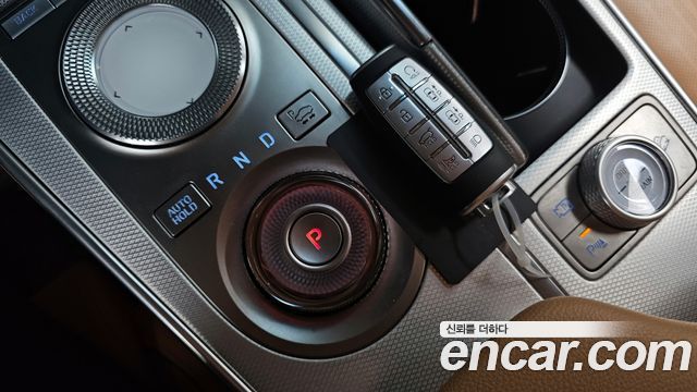 Genesis GV80 2021 — photo 9
