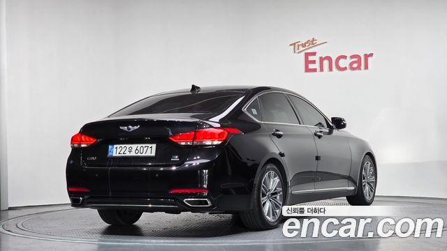 Genesis G80 2018 — photo 2