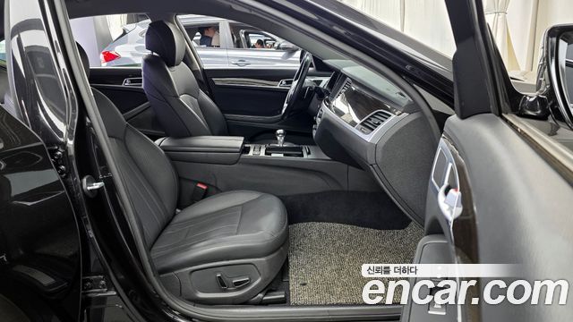 Genesis G80 2018 — photo 11
