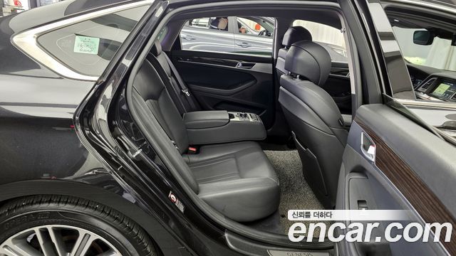 Genesis G80 2018 — photo 12