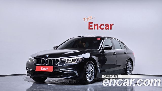 BMW 5-Series 2020 — photo 1