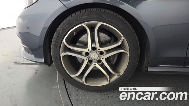 Mercedes-Benz E-Class 2015 — photo 5