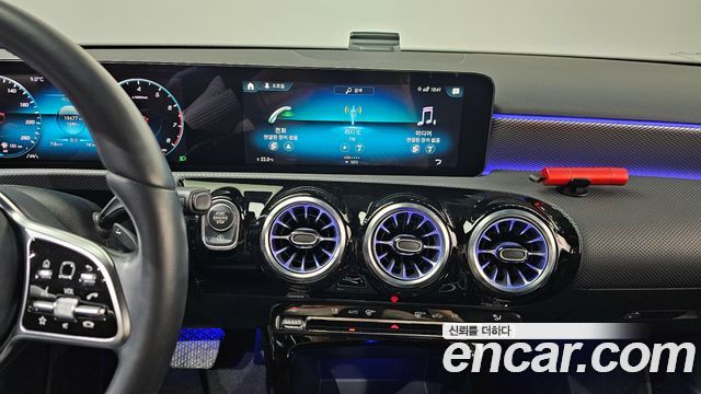 Mercedes-Benz A-Class 2023 — photo 14